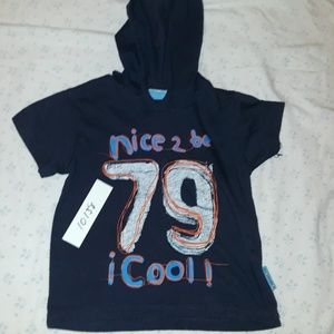 Infants hooded t-shirts